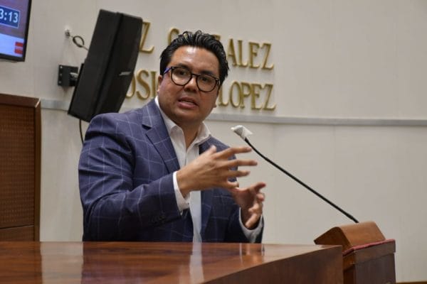 Omar Carrera