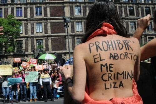 aborto-lega-espalda