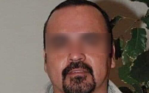 jalisco-puerto-vallarta-funcionario-publico-luis-alonso-enrique-alfaro-abuso-sexual-infantil-niña-menor-auto-desnuda-16082020