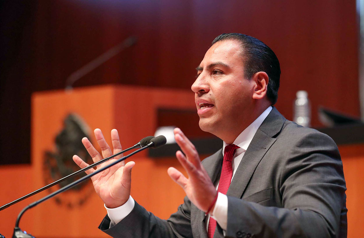 Senador-Eduardo-Ramirez