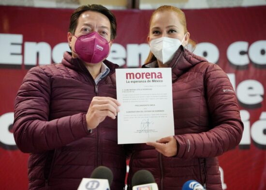 Marina Vitela, Mario Delgado