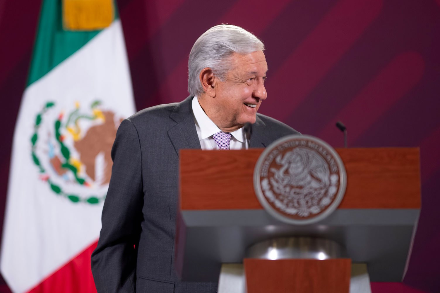 AMLO 23