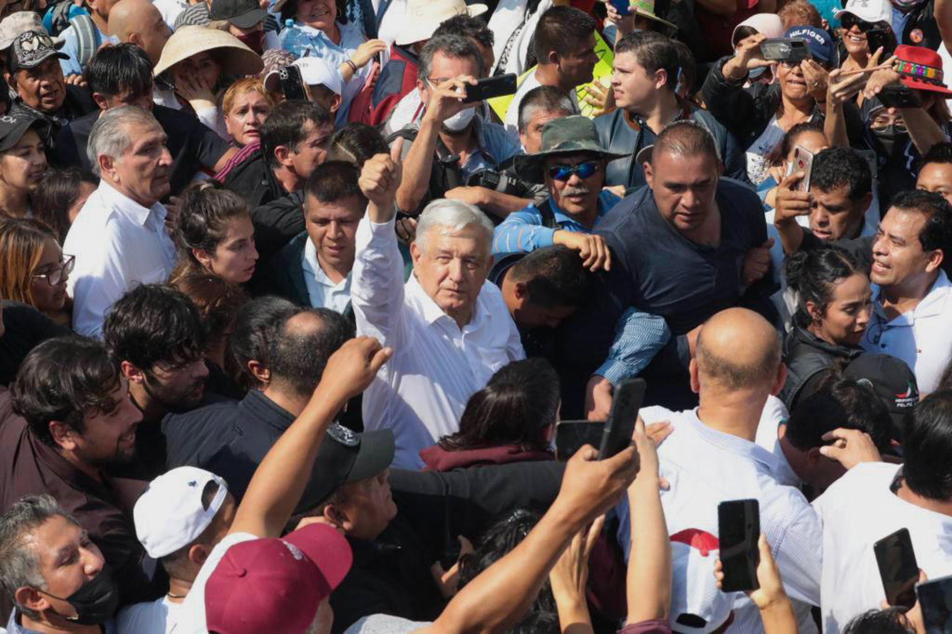 905902-amlo-marcha-3-web_1-4009019_20221128000045