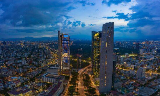 CDMX NOCHE _ shutterstock_1808926375