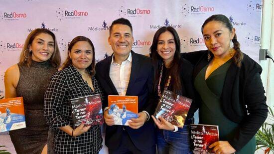 Presenta Red Osmo la revista _MédicaMente_1