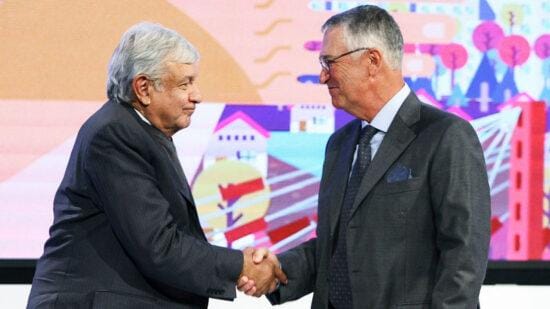 López Obrador sostiene encuentro con Salinas Pliego