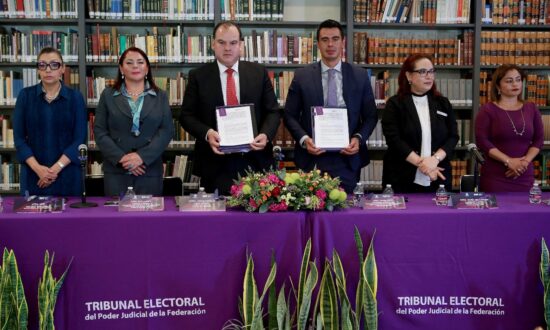 1. TEPJF y la AMFE suman esfuerzos contra la violencia política hacia las mujeres