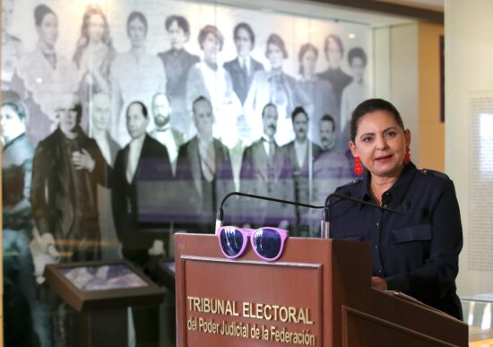 2 Conmemora TEPJF los 70 años del voto femenino en una elección de diputaciones federale