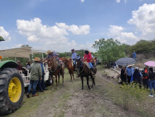 Revisión de tierras por parte de edidatarios