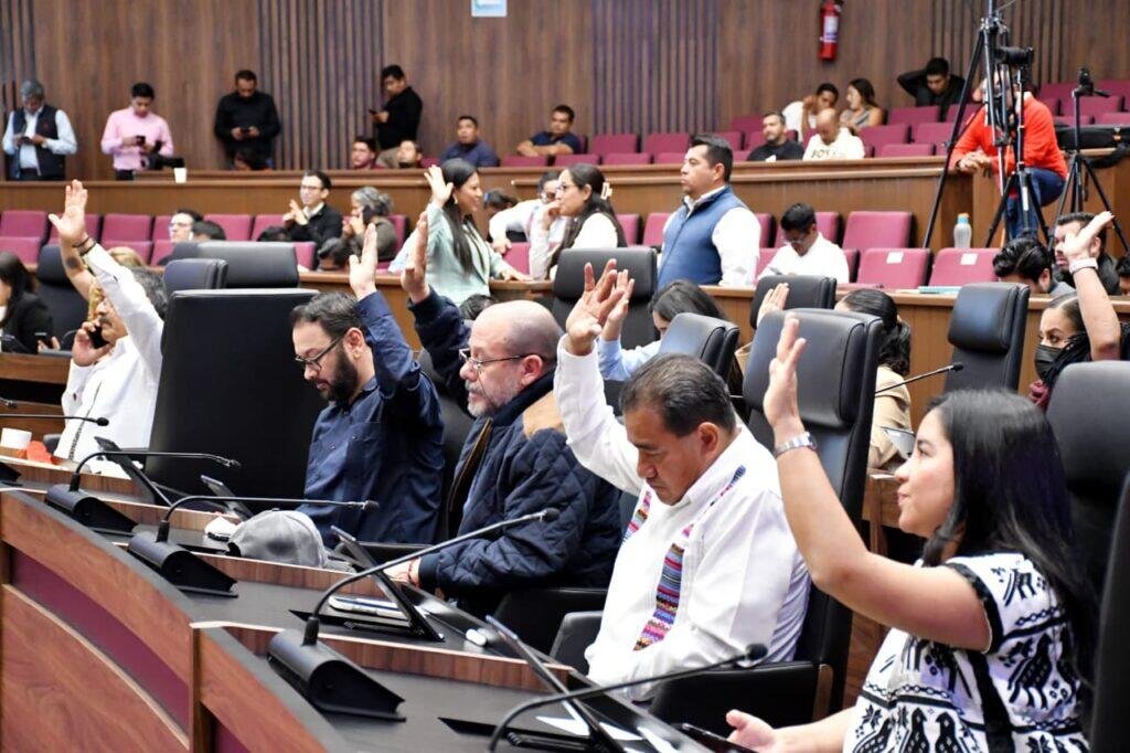 Congreso de Oaxaca aprueba leyes de ingresos municipales 2026 y ...